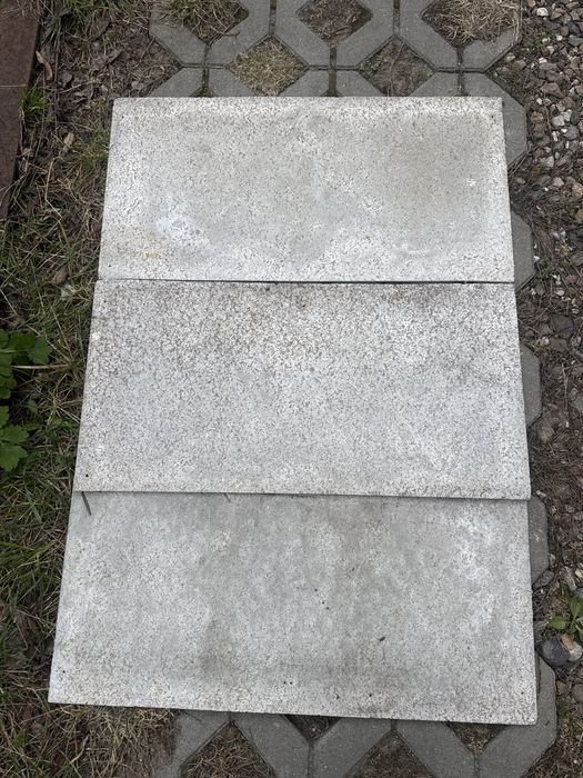 Plytki betonowe architektoniczne spienione cienkie