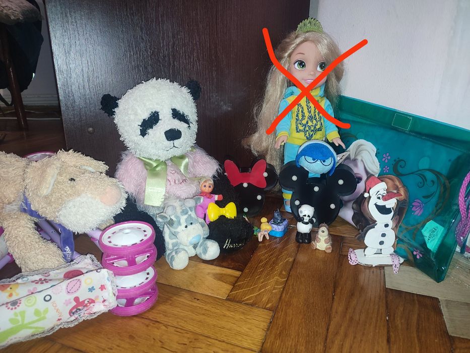 Ціна за все!!!Лот іграшок игрушек для дівчинки для девочки