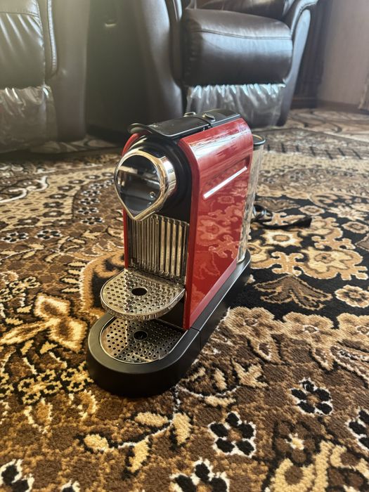 Капсульна кавоварка Nespresso Citiz