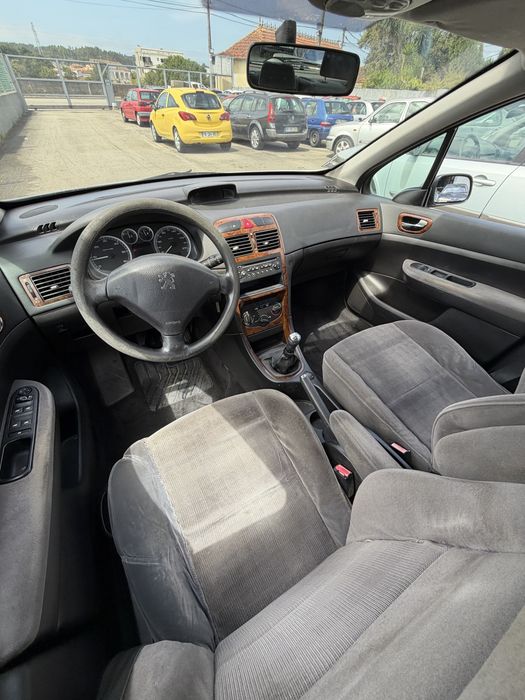 Peugeot 307 2.0HDi 90CV  Financiamento apartir de 70€ mês
