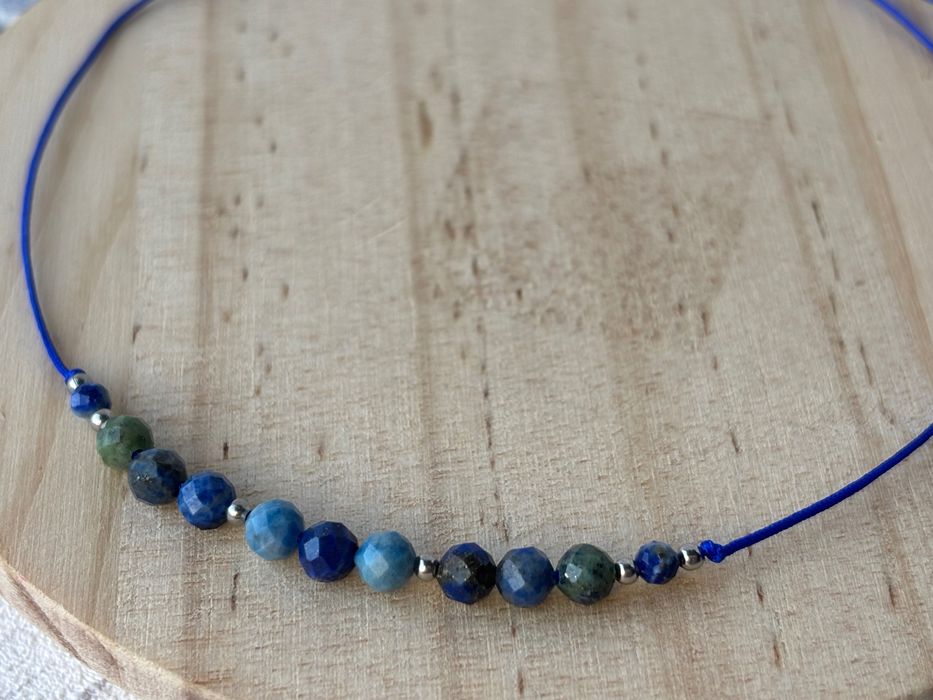 bransoletka na sznurku z kamieniami naturalnymi - Turkusami