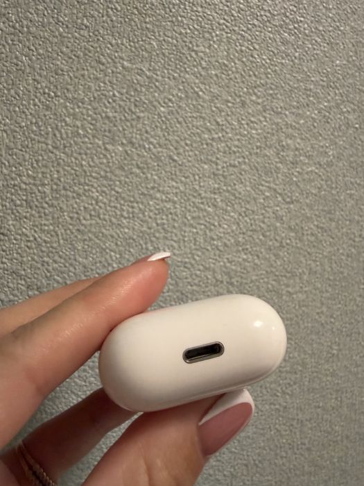 Навушники AirPods  перше покоління оиигінал