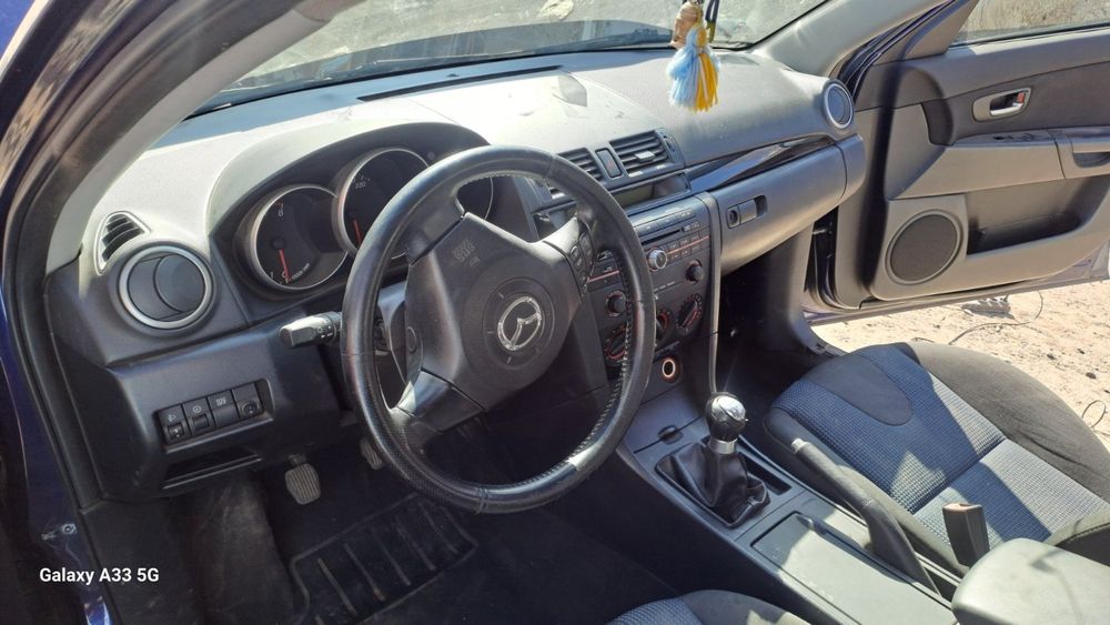 Салон Мазда 3 бу 2008 год