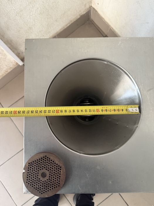 М’ясорубка промислова Vektor XH-32 на 300 кг/год.