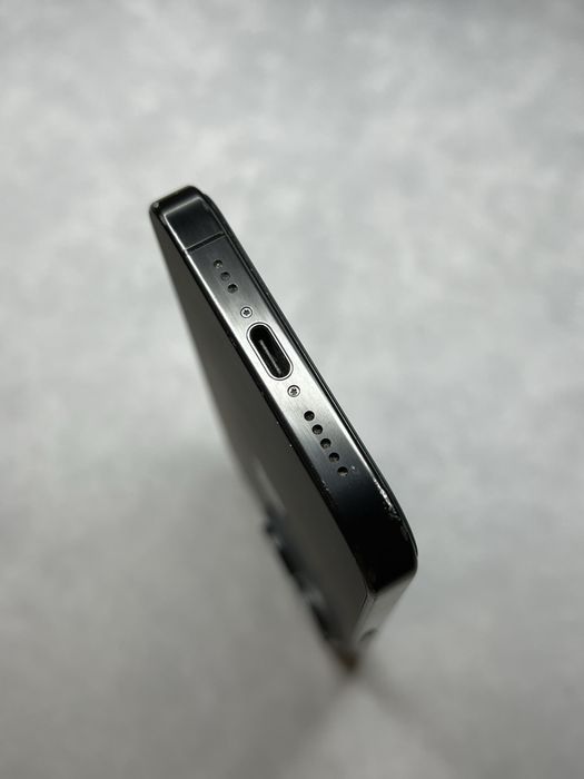 iPhone 15 Pro | 128gb | Neverlock | Black Titanium