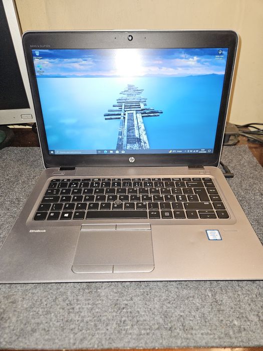 HP elitebock 840 G3. I5 -6300U.12gb RAM  ddr4. Nvme 256gb.