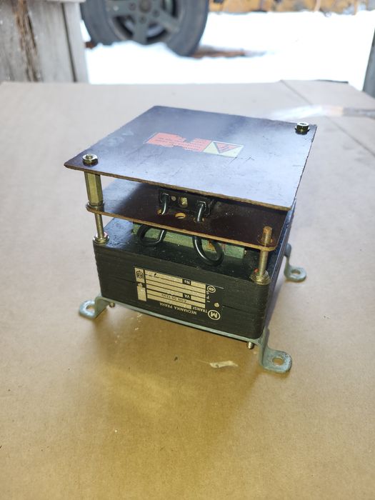 Трансформатор 380-24в.