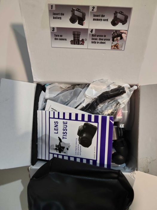 Aparat cyfrowy, model NBD S100.