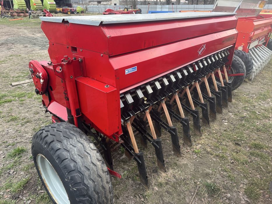 Сівалка Сеялка зернова причіпна  2.5м з міндобривом JUKO ЮКО 250