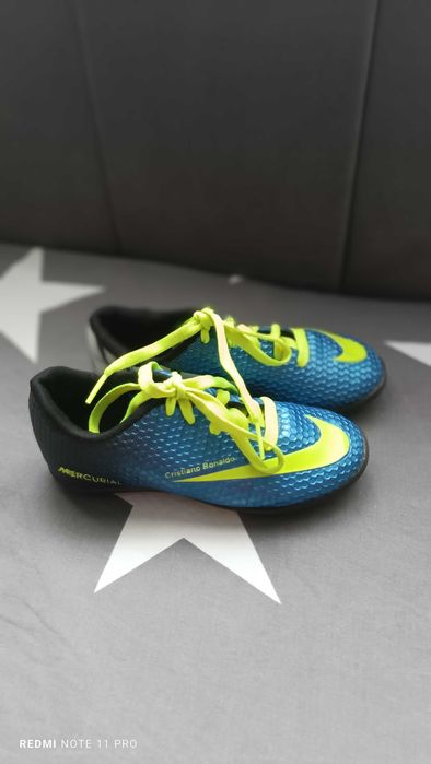 Кросівки nike бутси футбольні