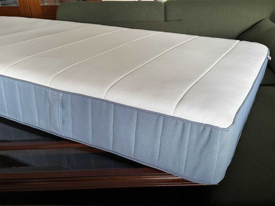 Colchão Vesteroy 90 x 190cm - Novo