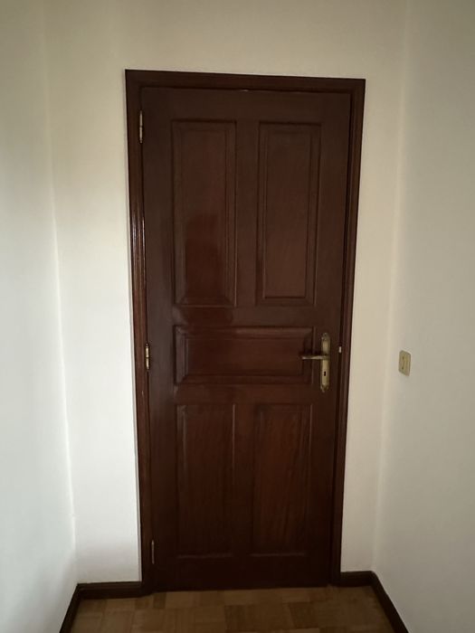 Vendo 4 portas identicas a esta