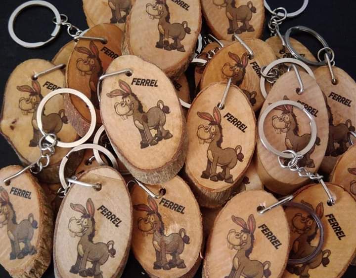 40.000 ficheiros vectoriais Letras, Personagens ,entre muitos outros