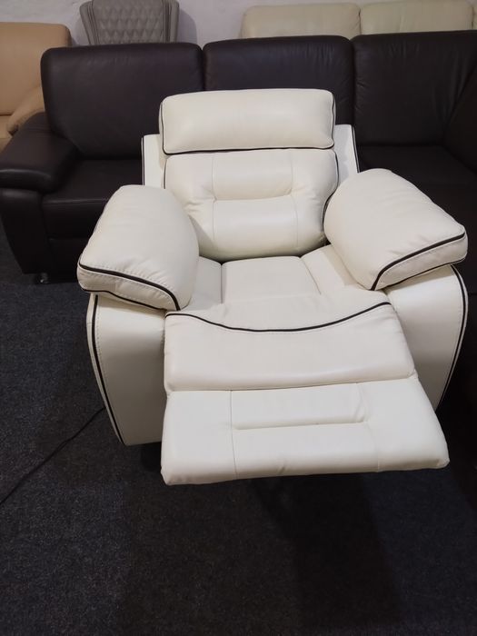 Шкіряне крісло розкладне диван  Кожаное кресло реклайнер раскладное
