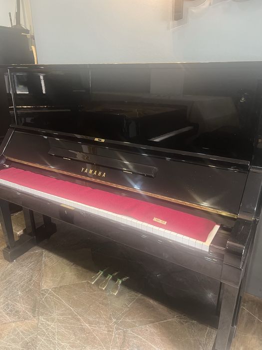 Piano yamaha modelo X profissional exelente afinado