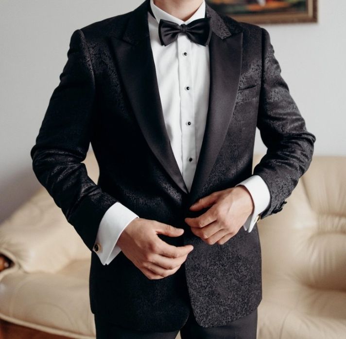 Męski garnitur ślubny Bonus r.M czarny