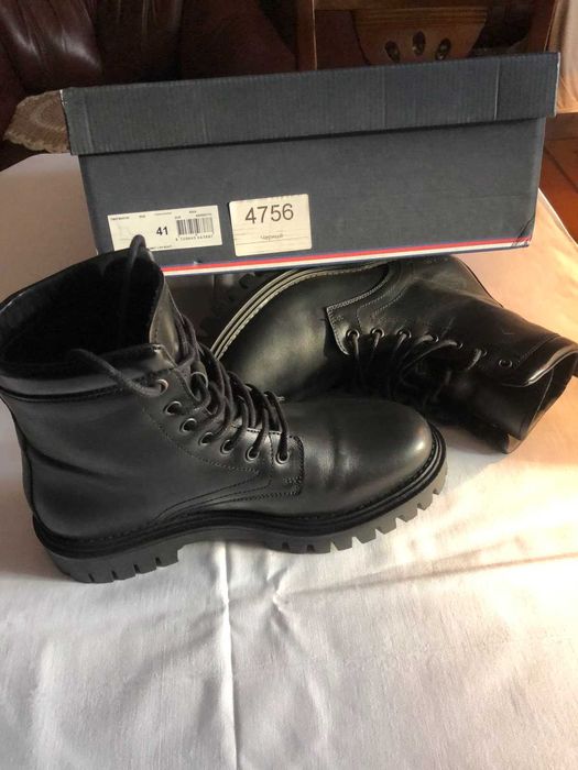 стильні  чоловічі  черевики