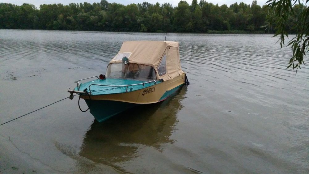 Моторная лодка казанка 2м