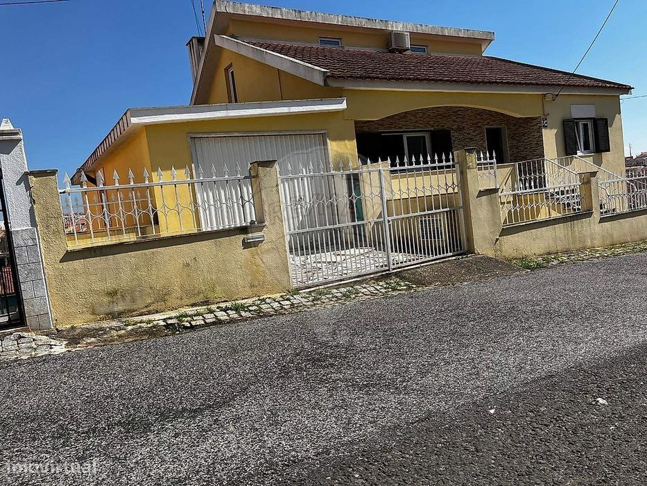 Moradia T6 para venda
