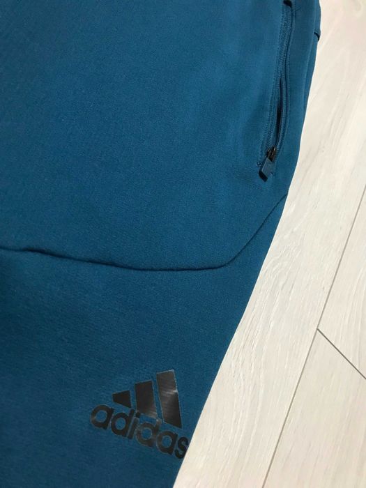 ADIDAS Climawarm r.L oryginalne spodnie sportowe męskie stan BDB