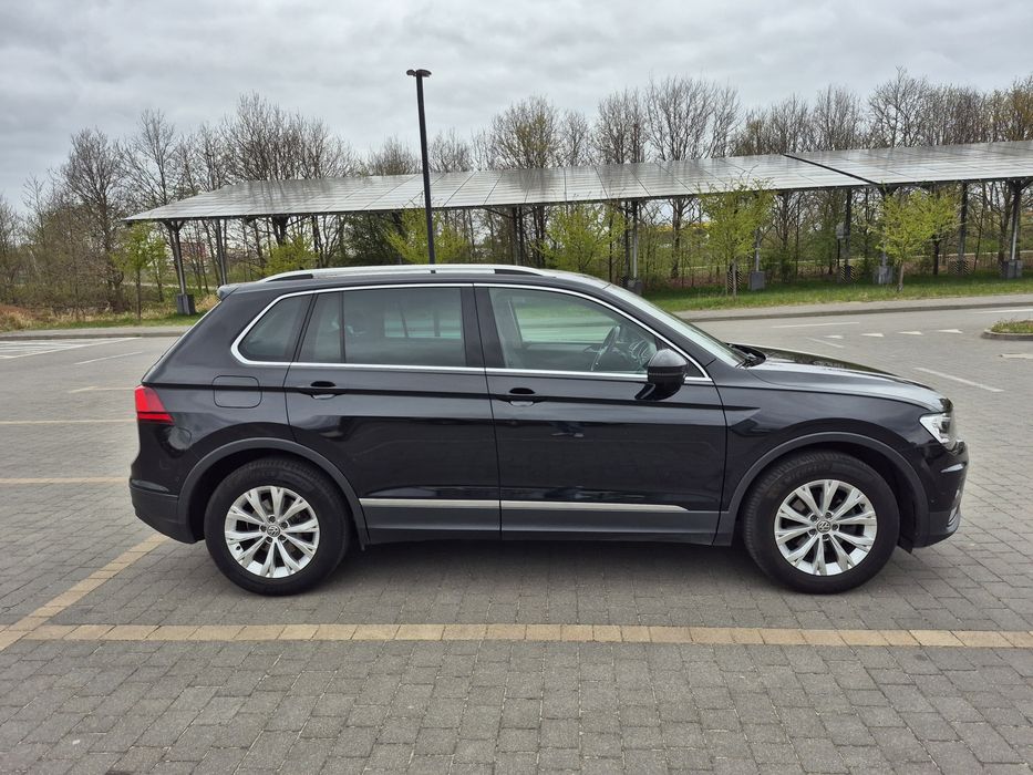 Volkswagen Tiguan 2020r.  DSG ACC stan BDB salon PL