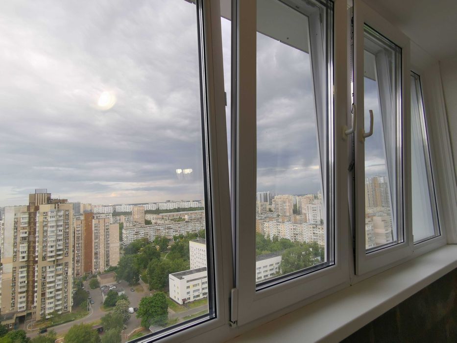 ГЕНЕРАТОР ЖК Кассіопея Аболмасова 7  Русанівська Гавань м Лівобережна