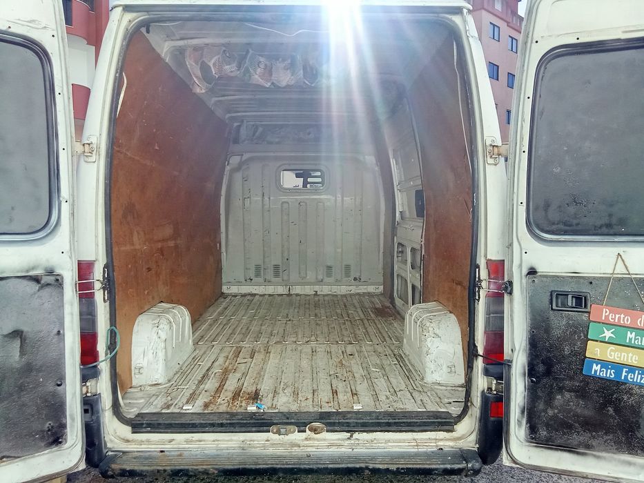 Carrinha Peugeot Boxer ano 2000
