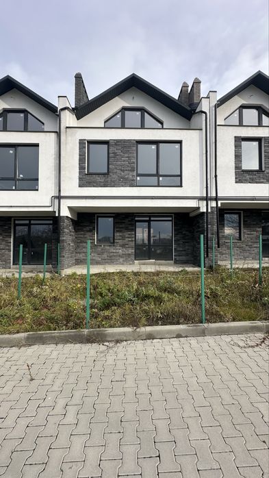 Продаж; будинок; таун-хаус; Чернівці; газ, міська вода, каналізація;