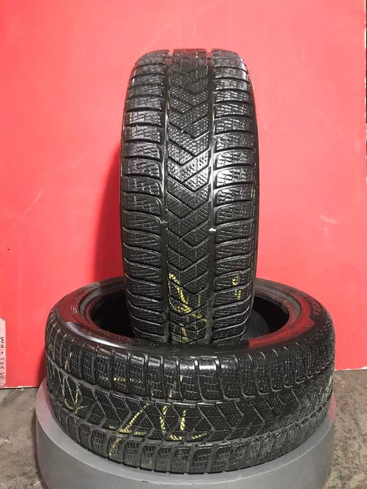 235/45/19 Pirelli SottoZero 3 MO