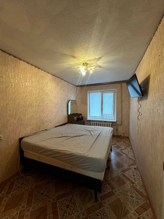 Дуже гарненька квартира в районі Світанка.