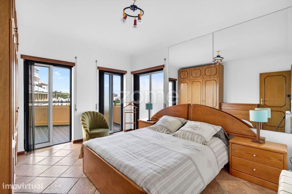 Apartamento T3- Nazaré todo mobilado C/ Lugar de garagem