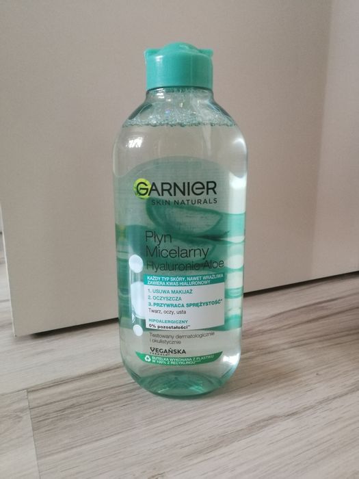 Zestaw kosmetyków Garnier: bananowa maska do włosów + płyn micelarny