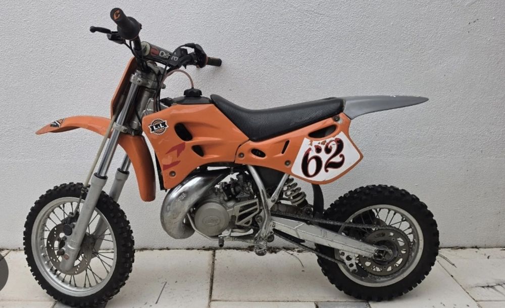 Vendo KTM 65cc .