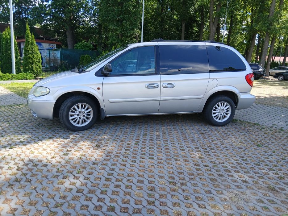 Продам Обмен Крайслер  вояджер  2.8 тд