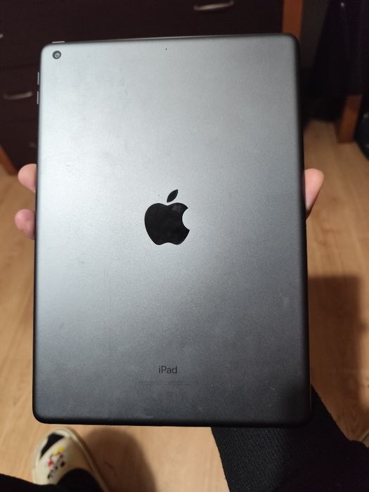 Apple iPad 9ª Geração 64GB Wi-Fi Cinza Espacial