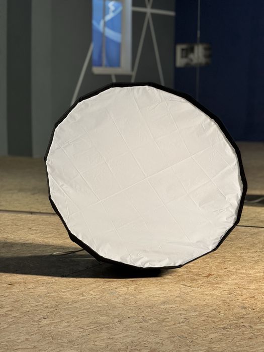 Студийный свет Amaran 200d + Софтбокс Godox P120L