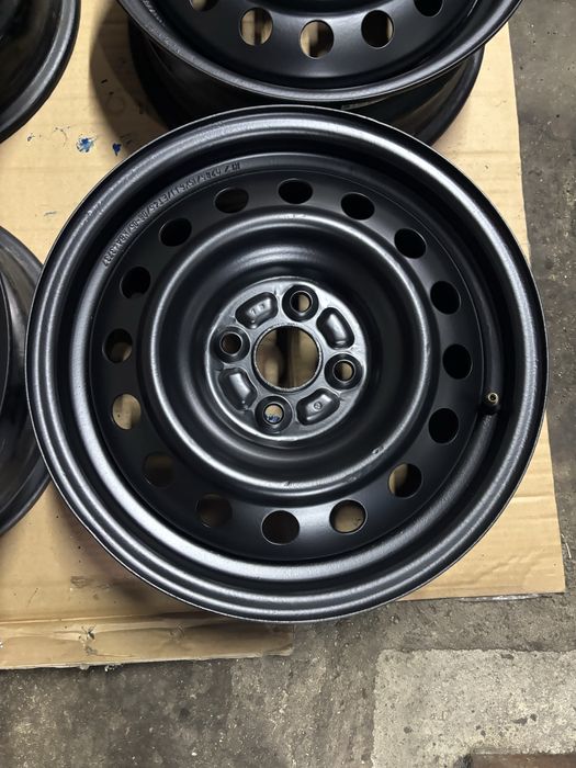 Felgi stalalowe 4x100 R15 toyota corolla e12 mazda honda