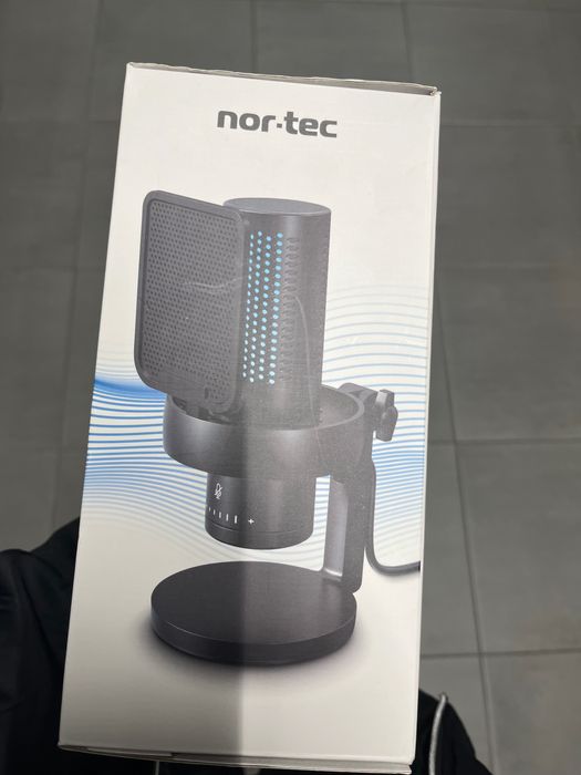Nor-Tec mikrofon do streamingu RGB ze stojakiem