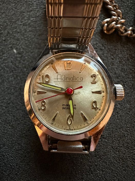 Zegarek damski, mechaniczny Adriatica, Swiss made z bransoletką