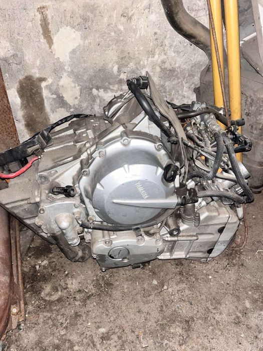 двигун Yamaha fz6n