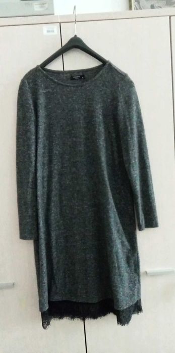 Szara sukienka firmy Reserved, rozm. M