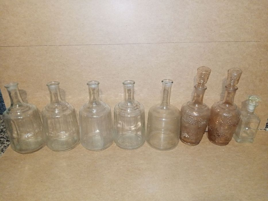 Посуд:Графіни з гронами винограду та інші часів СРСР.