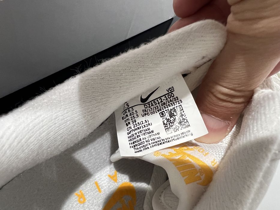 Кросівки Nike Air Force 1 '07 DZ4512-100