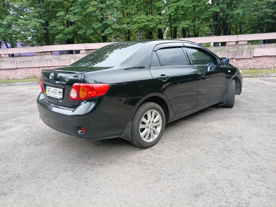 Продам TOYOTA Corolla 1.6 газ бензин
