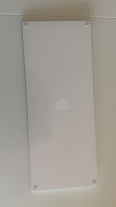 Apple Magic Keyboard 2 – Como Novo