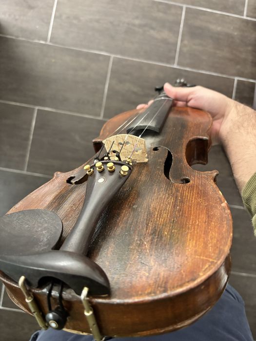 Violino feito por puthier de 1973