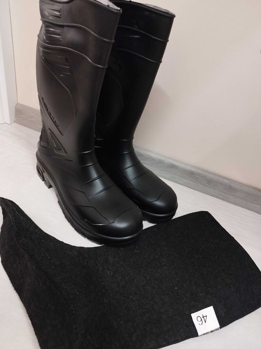 Nowe kalosze r 46 ze skarpetą