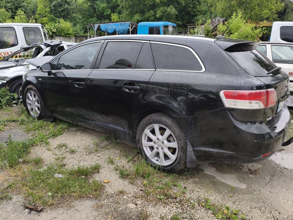Продам Тойоту авенсіс Т27 після дтп