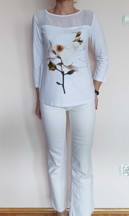 Elegancka biała bluzka, duży kwiat, wiskoza, Salko rozmiar S/M