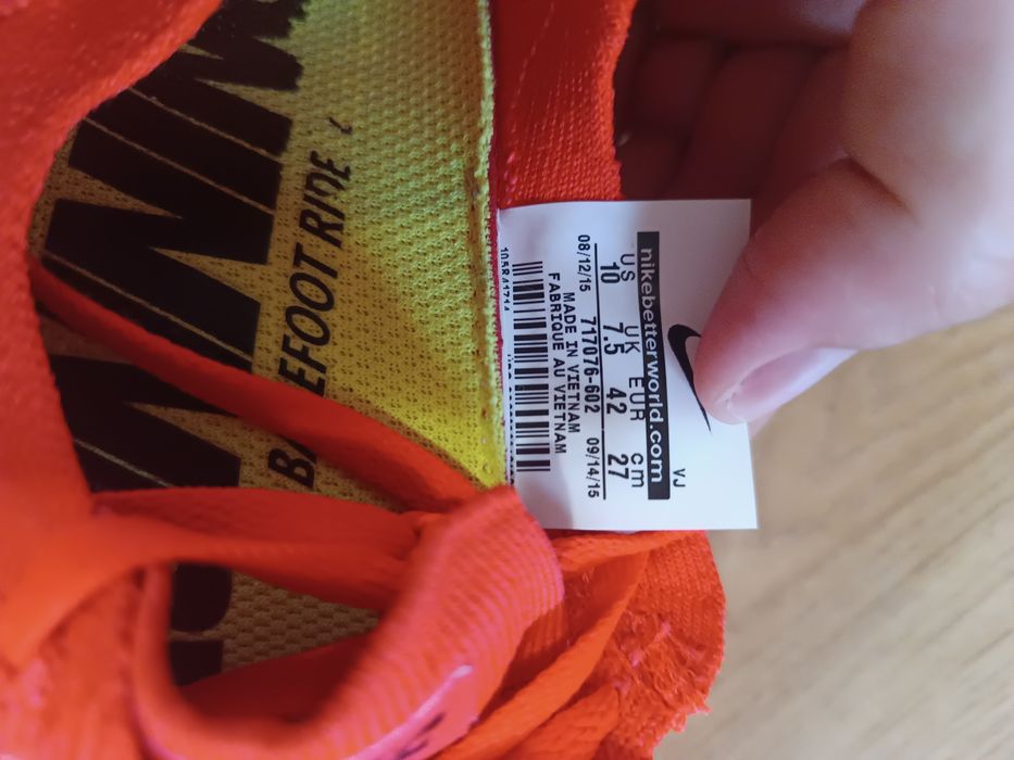 Кросівки Nike для бігу чоловічі розмір 42